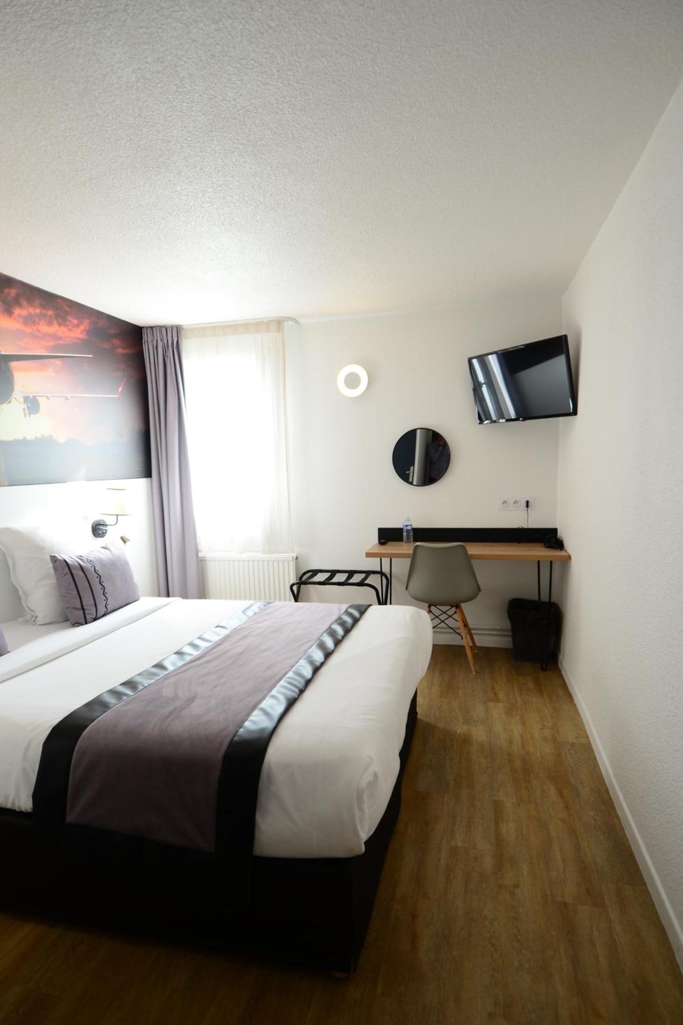 อินเตอร์-โฮเทล ลียง ซุด คริส โฮเทล Hotel Corbas ภายนอก รูปภาพ