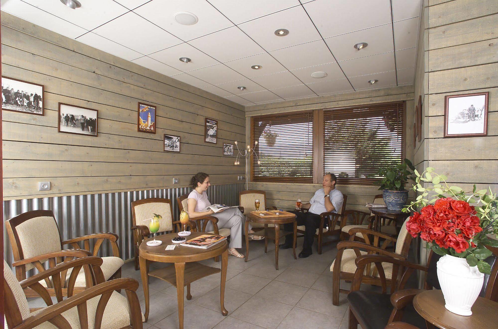 อินเตอร์-โฮเทล ลียง ซุด คริส โฮเทล Hotel Corbas ภายนอก รูปภาพ