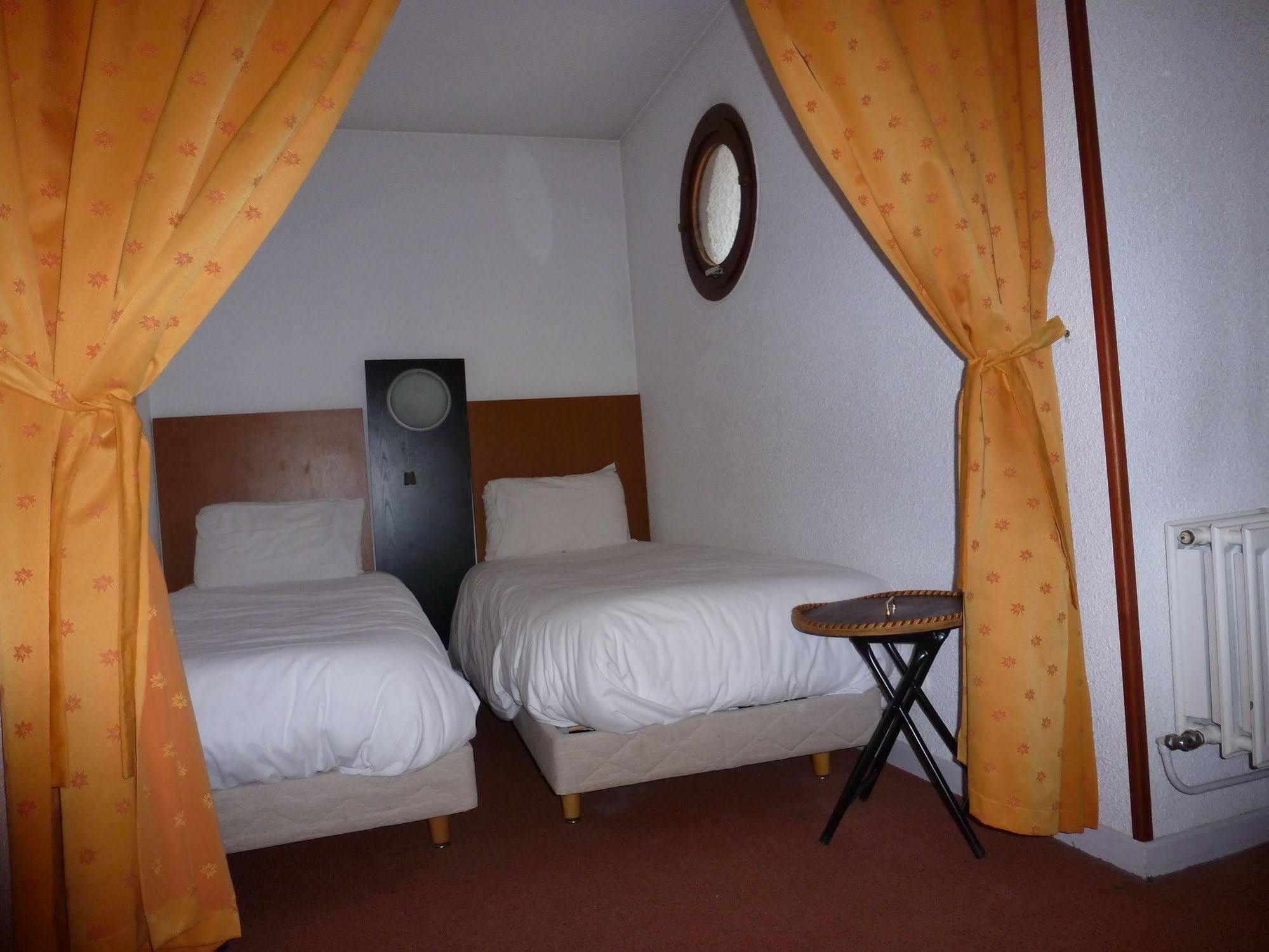 อินเตอร์-โฮเทล ลียง ซุด คริส โฮเทล Hotel Corbas ภายนอก รูปภาพ